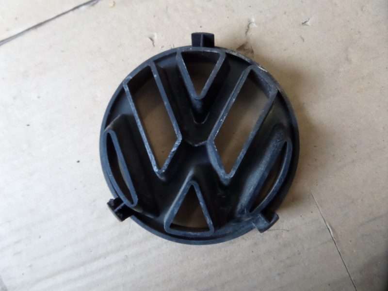 VW Golf 2 GTD Emblem