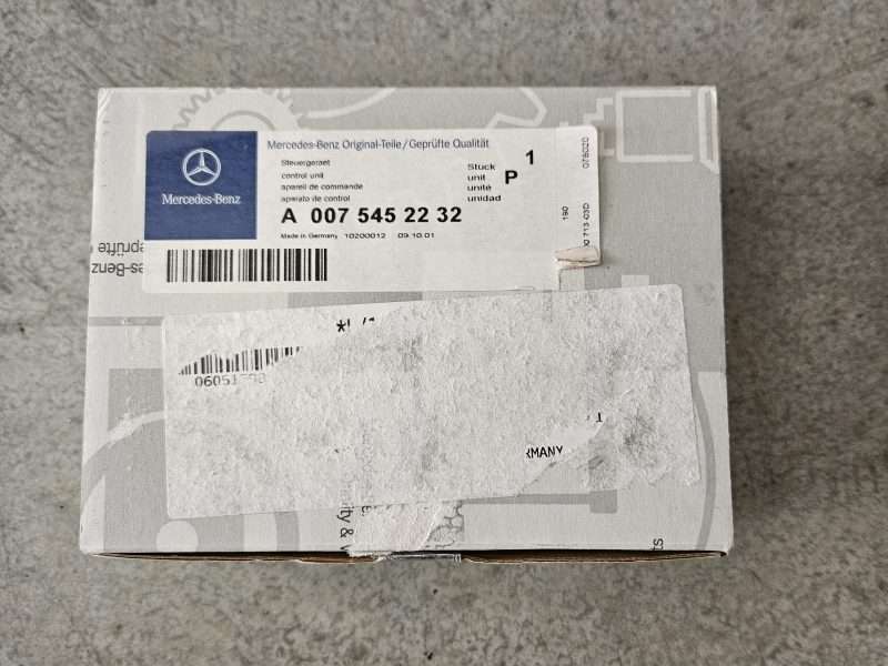 NOS Mercedes Benz Zündsteuergerät W126 V8 0075452232