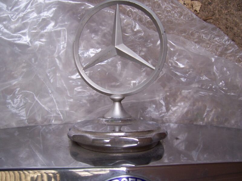 Mercedes DB W108 Kühlergrill + Stern + Emblem