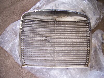Mercedes DB W108 Kühlergrill + Stern + Emblem